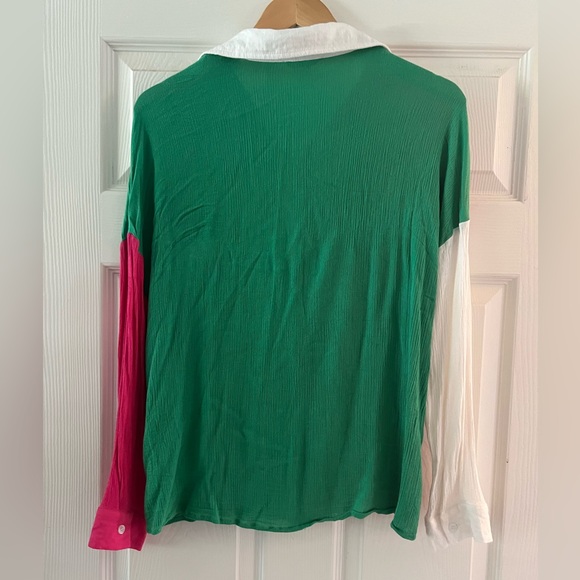 Colorblock Button-Up Shirt - Picture 2 of 2